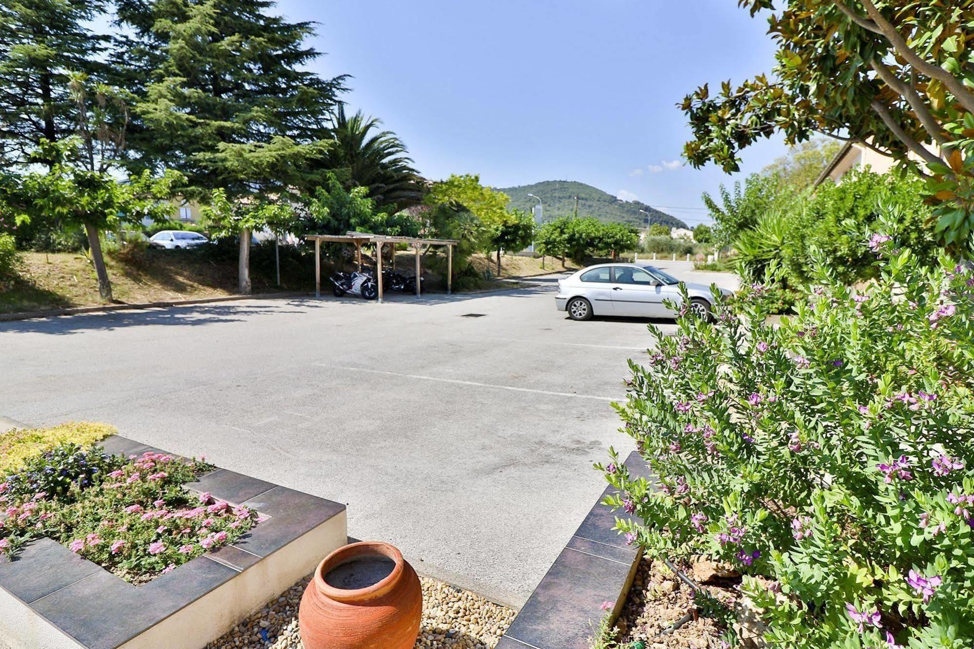 Hotel Le Coudon La Farlède Dış mekan fotoğraf